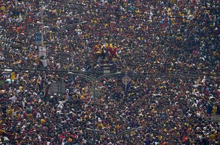 필리핀 '블랙 나자렌'축제 | 인스티즈