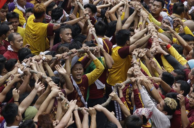 필리핀 '블랙 나자렌'축제 | 인스티즈
