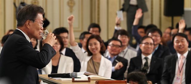 이랬던 기자회견 .jpg | 인스티즈