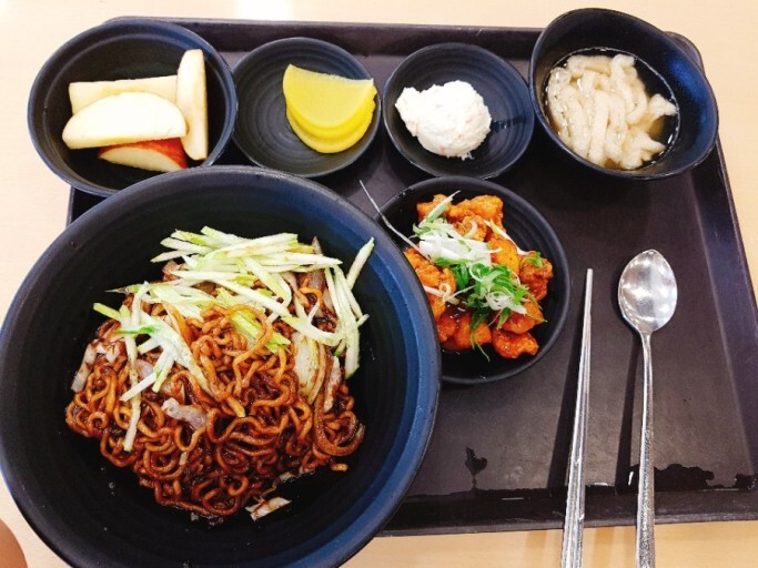 식당 호 이미지