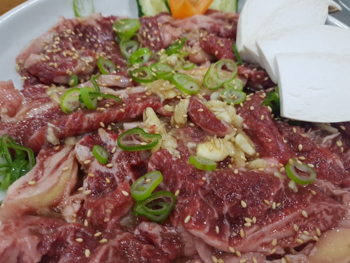 수정한우한돈구이 이미지