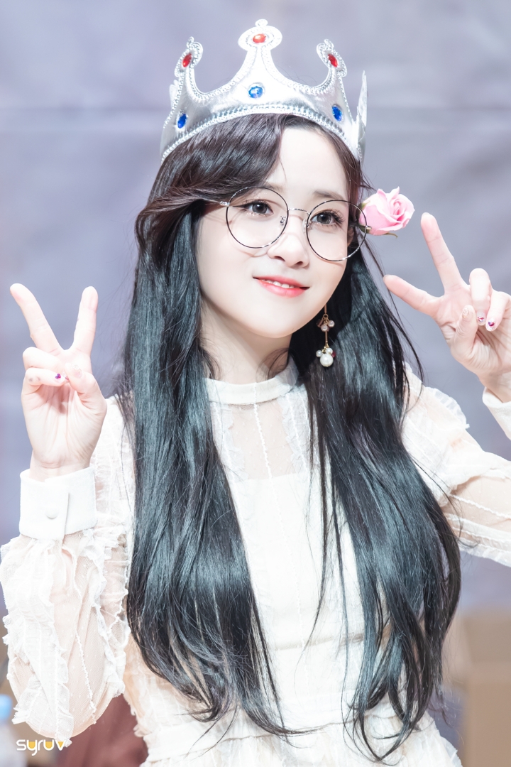 누군가의 취향일수도 있는 안경쓴 러블리즈 지애 | 인스티즈