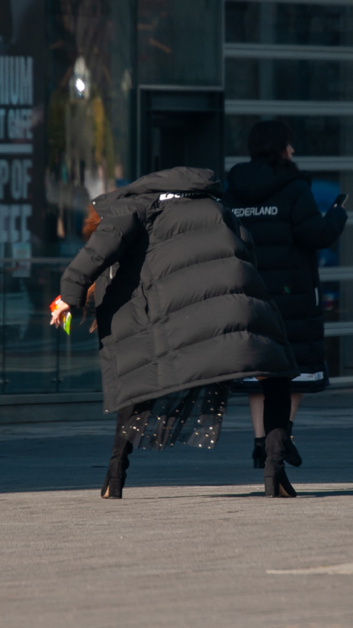 출퇴근하는데 시끄러움이 전해지는 러블리즈 미니팬미팅 | 인스티즈