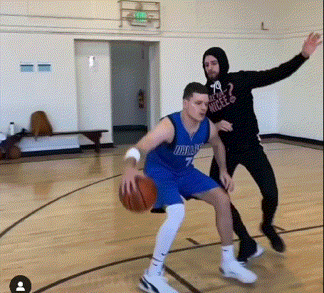 돈치치 따라하기.gif | 인스티즈