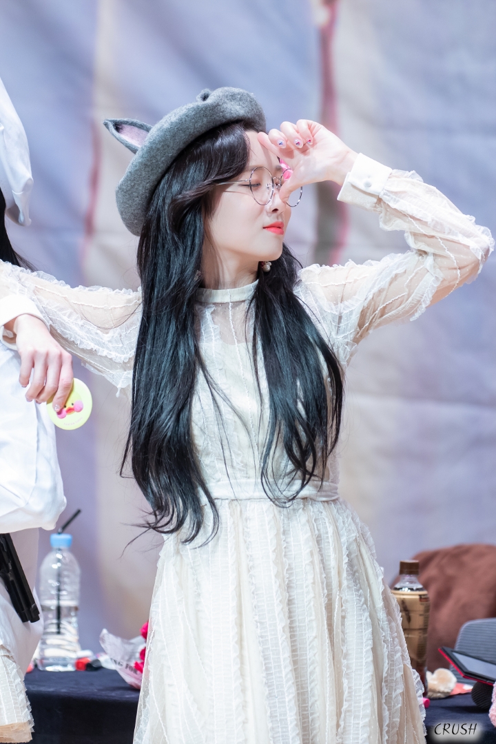 누군가의 취향일수도 있는 안경쓴 러블리즈 지애 | 인스티즈