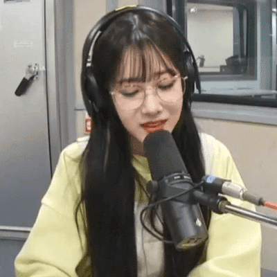 누군가의 취향일수도 있는 안경쓴 러블리즈 지애 | 인스티즈