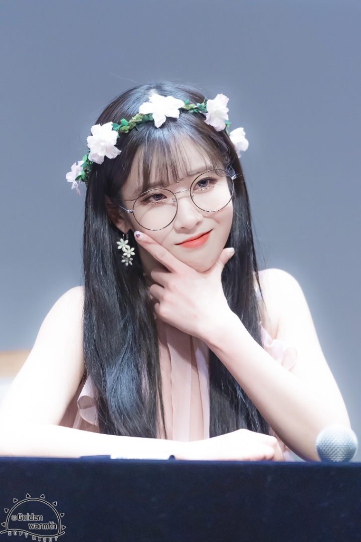 누군가의 취향일수도 있는 안경쓴 러블리즈 지애 | 인스티즈