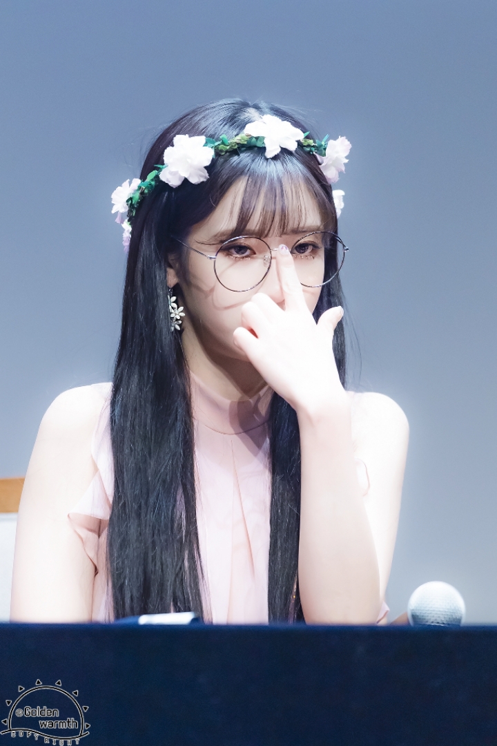 누군가의 취향일수도 있는 안경쓴 러블리즈 지애 | 인스티즈