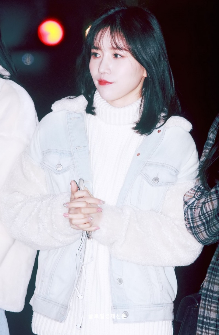 뮤직뱅크에 등장한 출근길의 달인과 그의 수제자 | 인스티즈