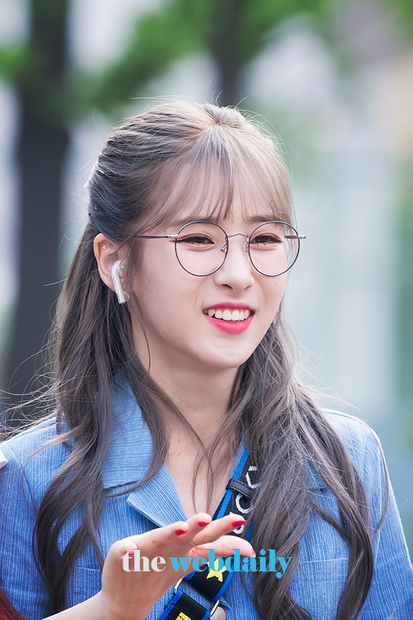 누군가의 취향일수도 있는 안경쓴 러블리즈 지애 | 인스티즈