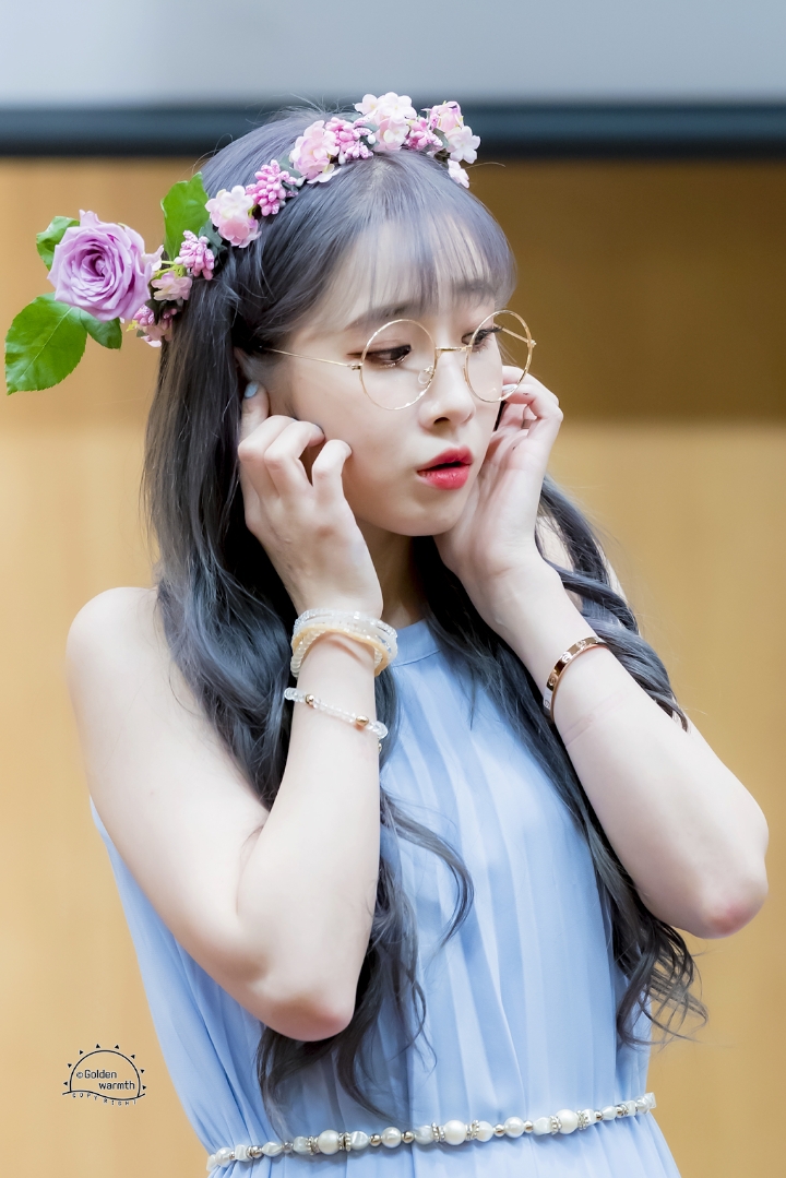 누군가의 취향일수도 있는 안경쓴 러블리즈 지애 | 인스티즈