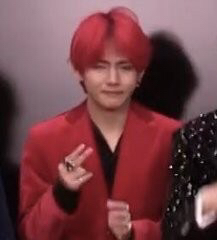 [뷔] 2018mama 레드카펫에서와 대상수상 후 차이 | 인스티즈