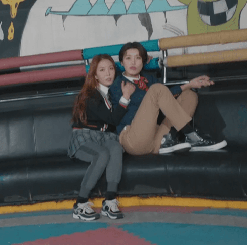 장도연한테 달려가 필사적으로 앵기는 보아 | 인스티즈