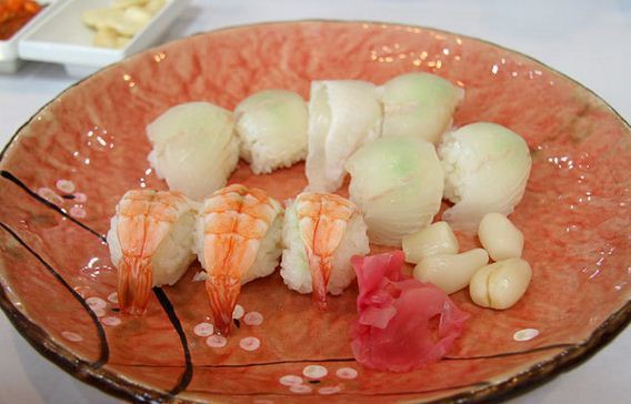 본인이 가장 좋아하는 횟집 기본 밑반찬은? | 인스티즈