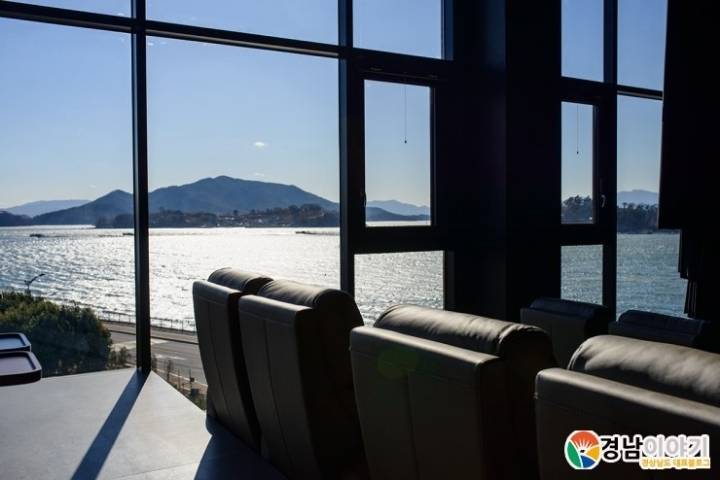 바다가 보이는 영화관 | 인스티즈