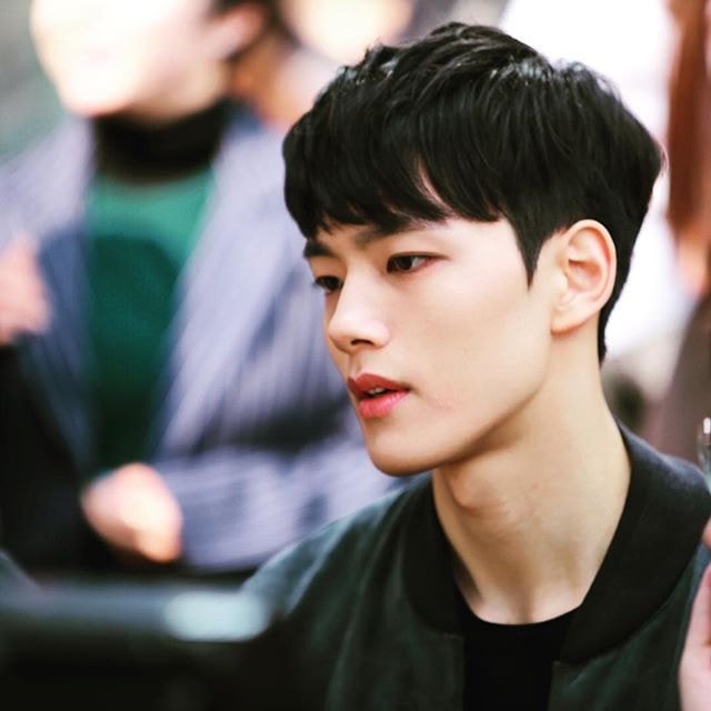 여진구 옆모습.jpgif | 인스티즈