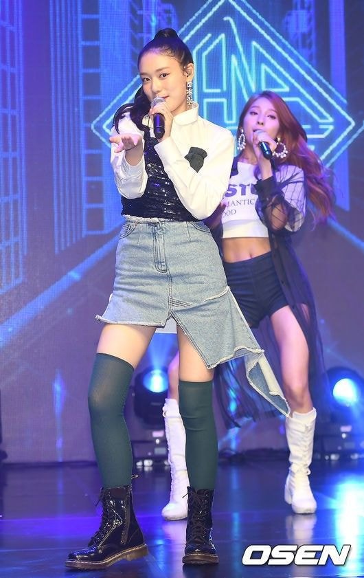 파나틱스(FANATICS) 막내 김도아 쇼케이스 사진.jpg | 인스티즈