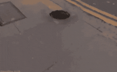 우체통에 인형 눈 붙이면 안되는 이유.gif | 인스티즈