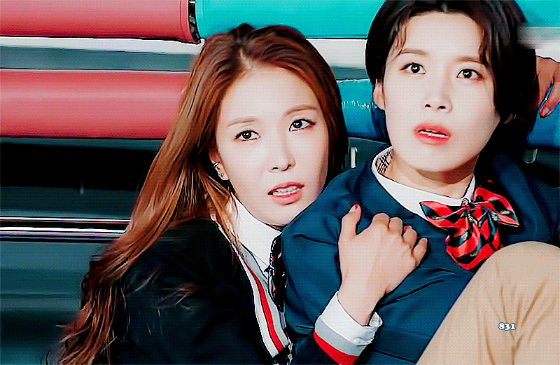 장도연한테 달려가 필사적으로 앵기는 보아 | 인스티즈