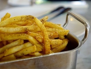 감자튀김 vs 치즈스틱 둘중 더 좋아하는 것은? | 인스티즈