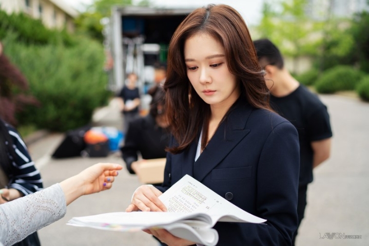 생각보다 정장이 잘어울리는 장나라 | 인스티즈