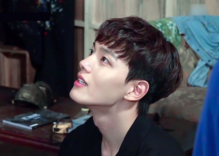 여진구 옆모습.jpgif | 인스티즈