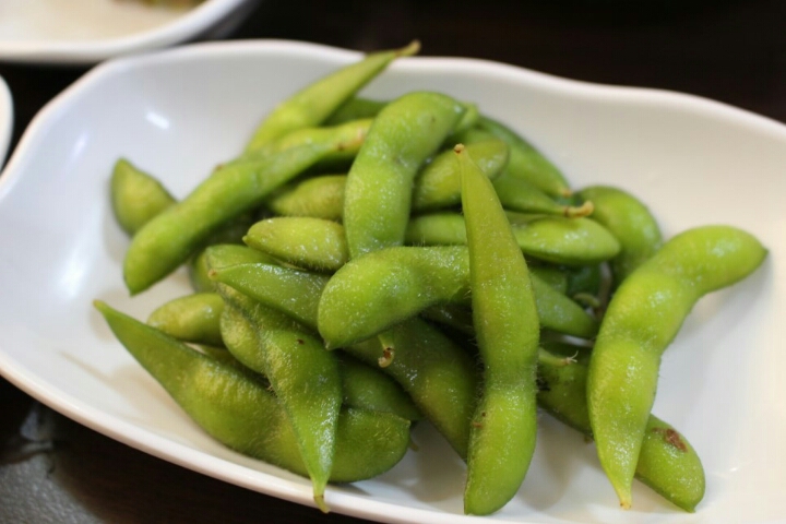 본인이 가장 좋아하는 횟집 기본 밑반찬은? | 인스티즈