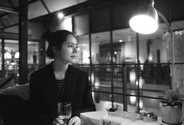 사진 찍는게 취미인 연정훈과 그의 모델.jpg | 인스티즈