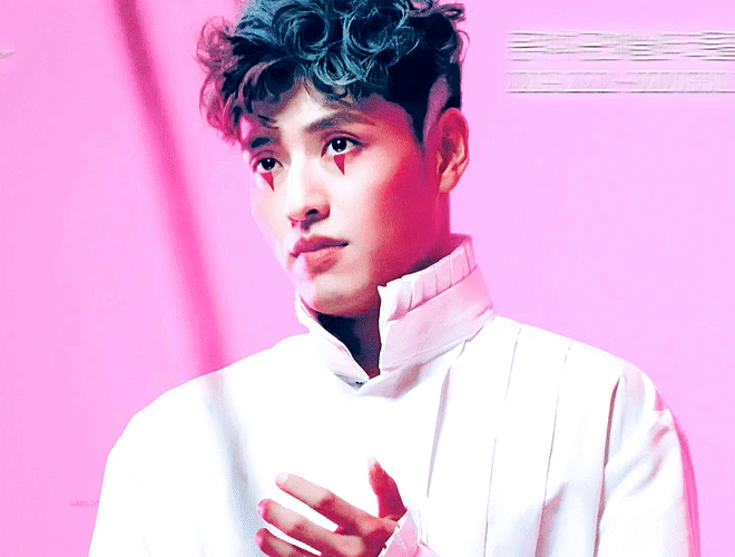 본인피셜 키작고 잡초처럼 생겼다는 배우 | 인스티즈