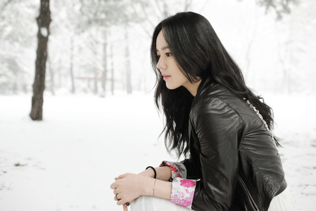 사진 찍는게 취미인 연정훈과 그의 모델.jpg | 인스티즈