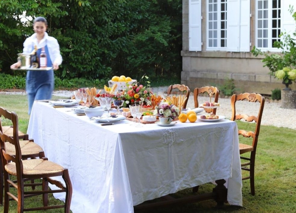 160년된 프랑스 고성을 구입해 5년간 수리해서 사는 한국 여성.twit | 인스티즈