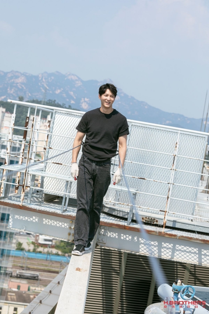 최근 드라마 보면서 당연히 CG겠지 하면서 봤던 장면.GIF | 인스티즈