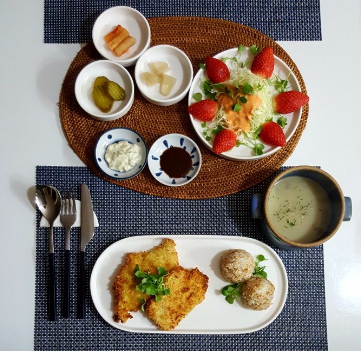 아침밥상 이미지