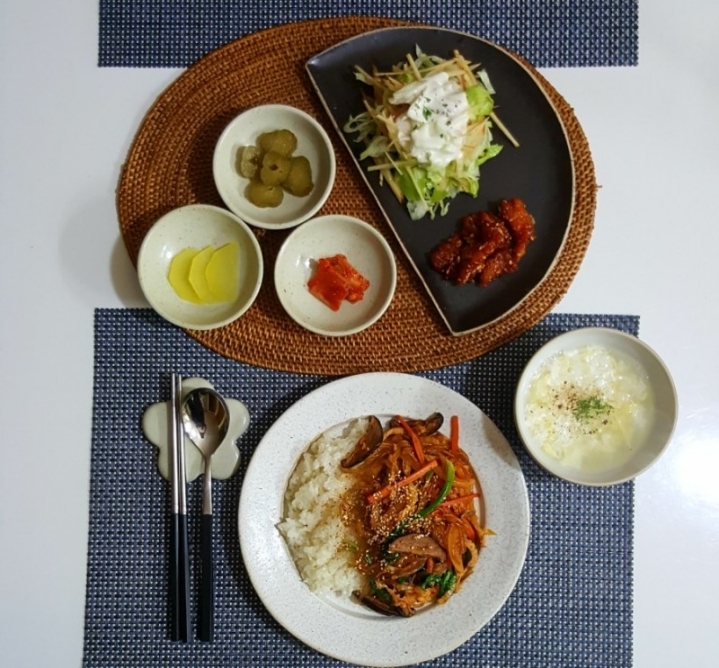 아침밥상 이미지