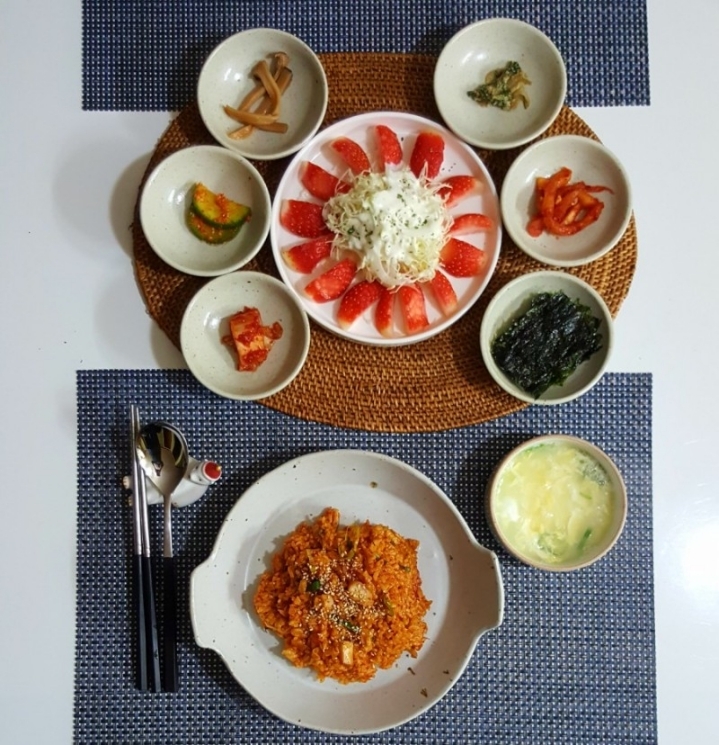아침밥상 이미지