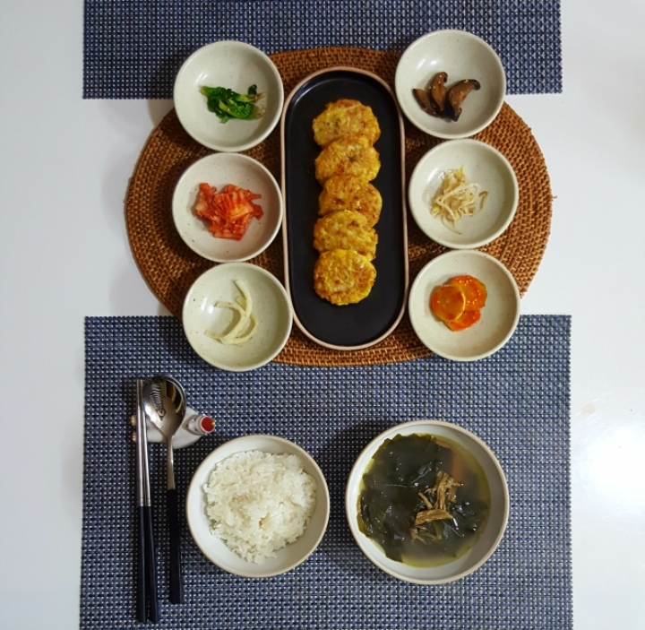 아침밥상 이미지