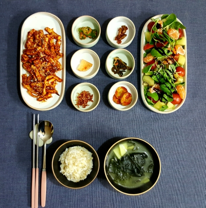 아침밥상 이미지