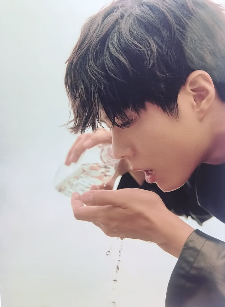 여자들한테 난리난 박보검 화보 근황.jpg | 인스티즈