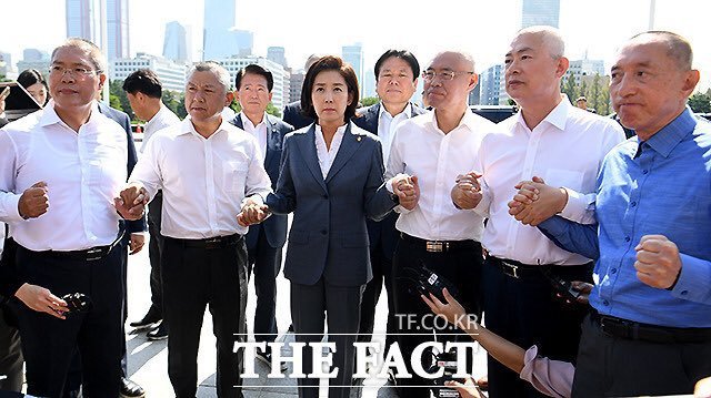 이제 한명 남았다.. | 인스티즈