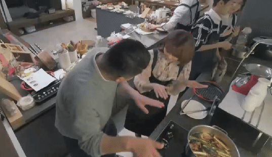 사쿠라가 마음에 든 강호동..gif | 인스티즈