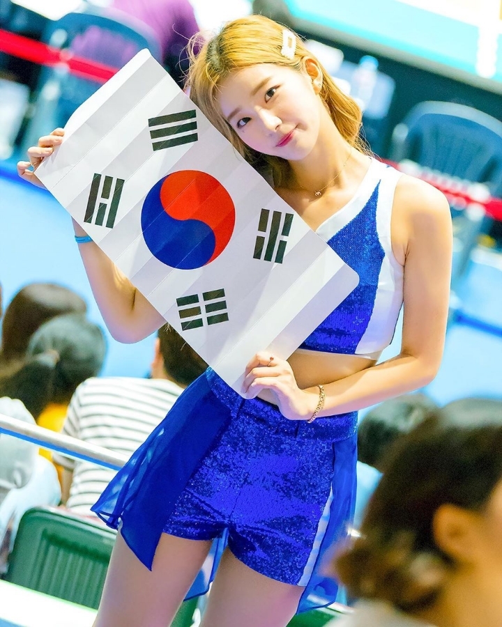 자살시도에 도로 초토화 gif | 인스티즈