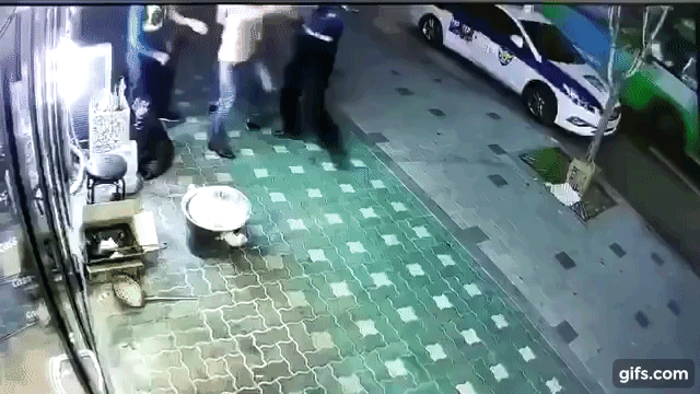 보편적인 사람들이 생각했던 경찰 | 인스티즈