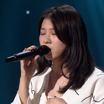 최근 몇년간 가파른 상승세를 보이고 있는 24세 여성 솔로가수 | 인스티즈