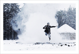 라이언일병 구하기 vs 밴드 오브 브라더스 | 인스티즈