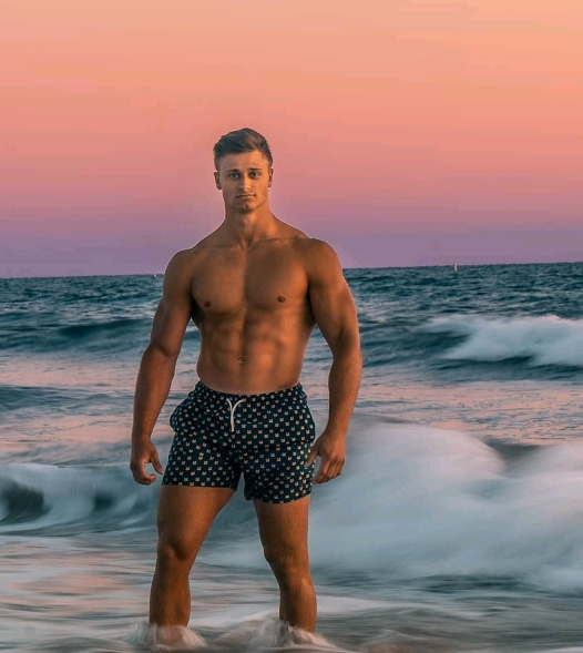 과하게 좋은 근육몸이지만 남녀 전부 좋아하는 이쁜몸매 | 인스티즈