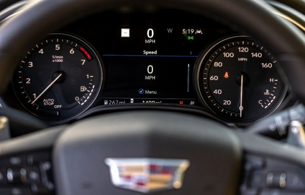 2021년형 캐딜락 CT4, CT5 에 12인치 디지털 계기판으로 업데이트 됩니다 | 인스티즈