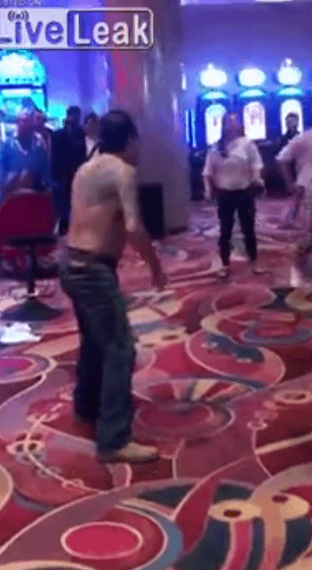 카지노에서 시비 붙은 야쿠자.gif | 인스티즈