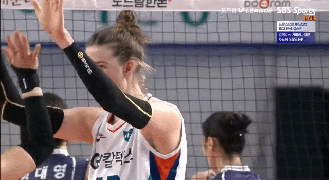 여자배구 리그 선수 중 최장신이라는 GS칼텍스 외국인 선수 | 인스티즈