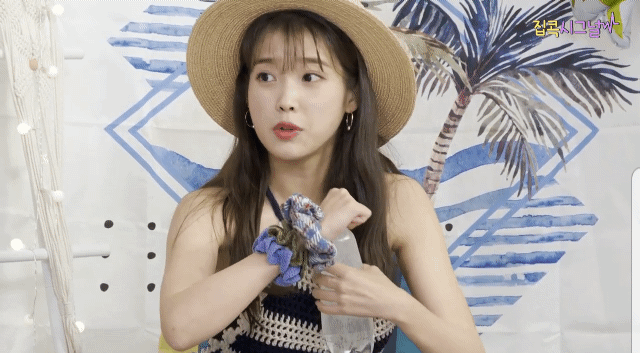 아이유, 사회적 거리두기 독려 눈길 "이번 주말 집콕 챌린지 하실 분?” | 인스티즈