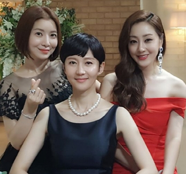 너무 이쁘고 연기도 잘하셔서 호감가는 배우 | 인스티즈